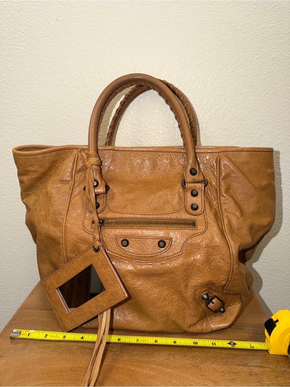 BALENCIAGA Tan Leather Sunday Bag - Picture 5 of 16
